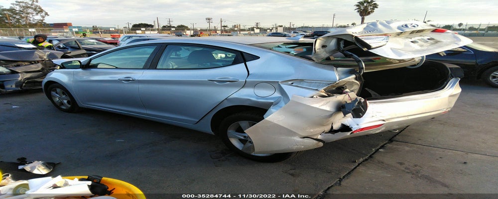 KMHDH4AE7BU131042 2011 HYUNDAI ELANTRA photo no. 3