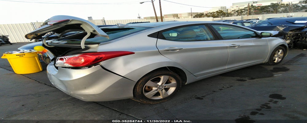 KMHDH4AE7BU131042 2011 HYUNDAI ELANTRA photo no. 4