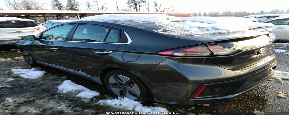 KMHC05LC9LU241953 2020 HYUNDAI IONIQ HYBRID photo no. 3