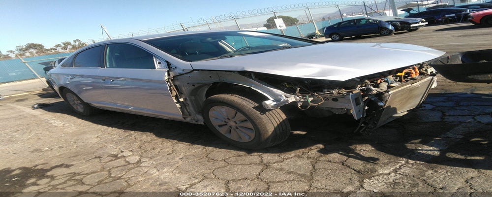 KMHE24L16HA050902 2017 HYUNDAI SONATA HYBRID photo no. 12