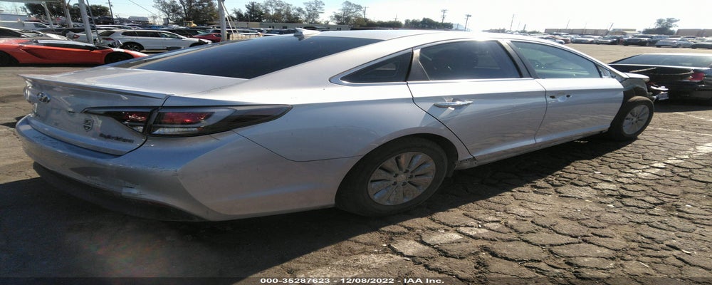 KMHE24L16HA050902 2017 HYUNDAI SONATA HYBRID photo no. 4