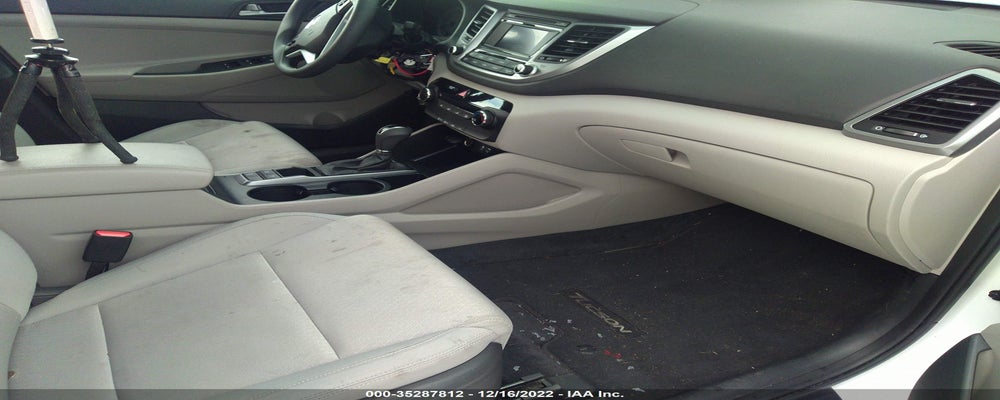 KM8J3CA40HU484637 2017 HYUNDAI TUCSON photo no. 5