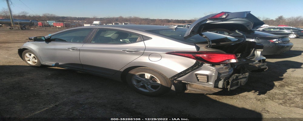 5NPDH4AE8FH604905 2015 HYUNDAI ELANTRA photo no. 3