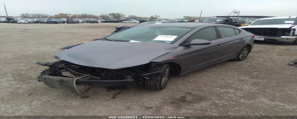 5NPD84LF8JH319023 2018 HYUNDAI ELANTRA photo no. 2