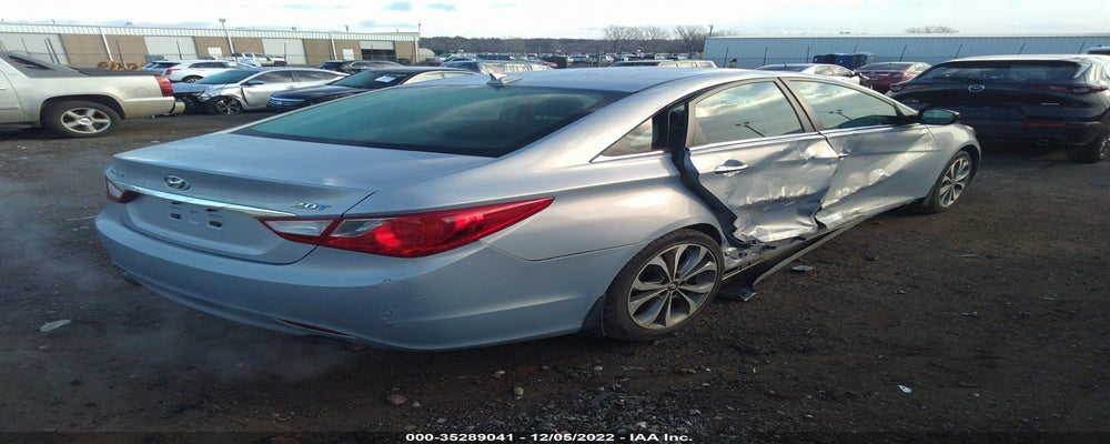 5NPEC4AB9DH721477 2013 HYUNDAI SONATA photo no. 4