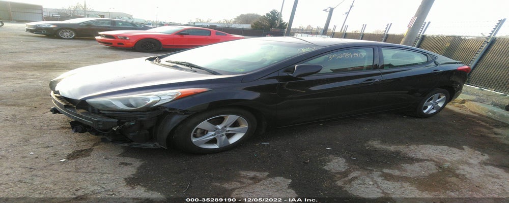 5NPDH4AE4DH264665 2013 HYUNDAI ELANTRA photo no. 2