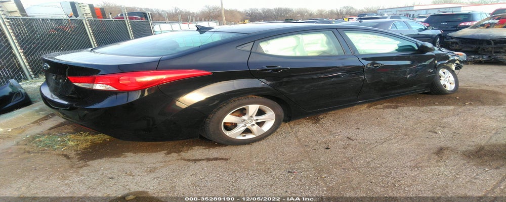 5NPDH4AE4DH264665 2013 HYUNDAI ELANTRA photo no. 4