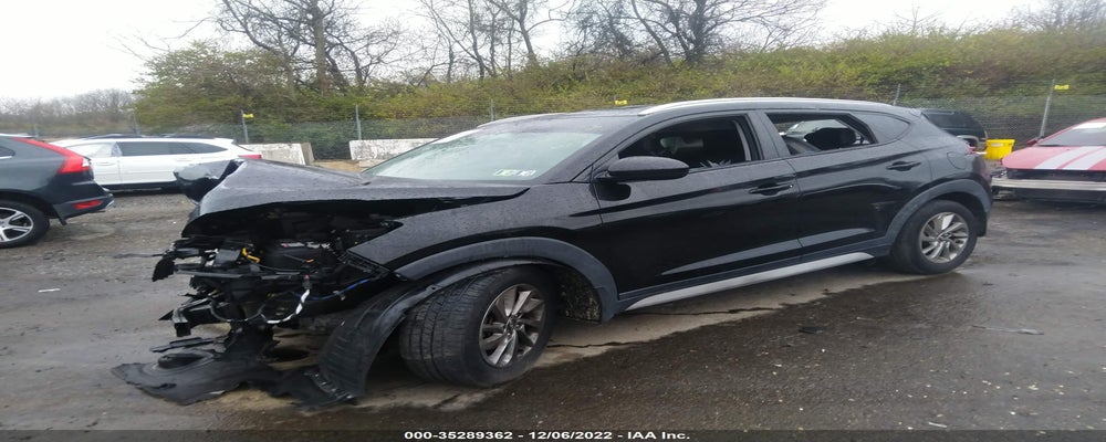 KM8J3CA44HU584241 2017 HYUNDAI TUCSON photo no. 2