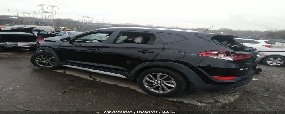 KM8J3CA44HU584241 2017 HYUNDAI TUCSON photo no. 3