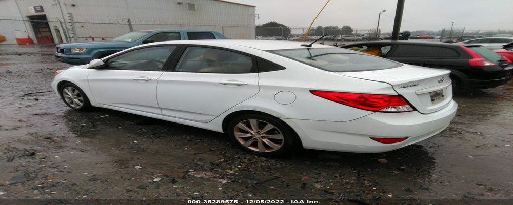 KMHCU4AE6EU738674 2014 HYUNDAI ACCENT photo no. 3