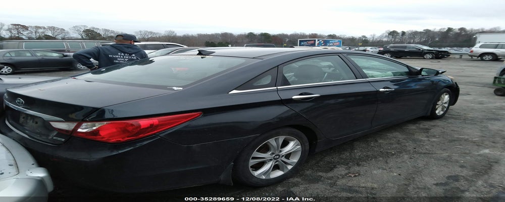 5NPEC4AC9DH535771 2013 HYUNDAI SONATA photo no. 4