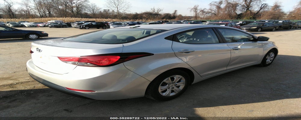 5NPDH4AE6GH793555 2016 HYUNDAI ELANTRA photo no. 4