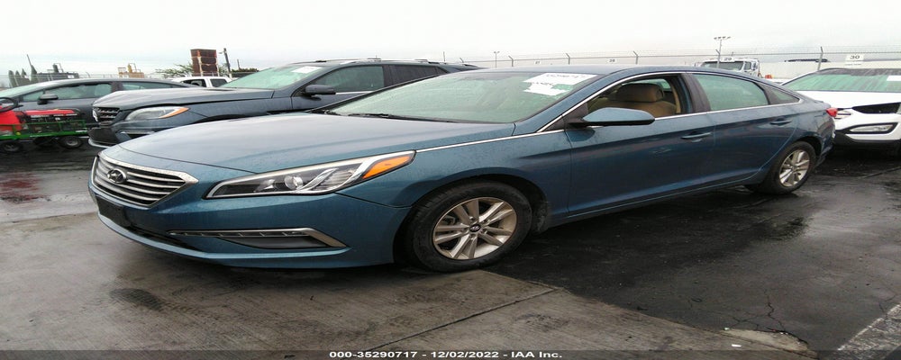 5NPE24AFXFH041371 2015 HYUNDAI SONATA photo no. 2
