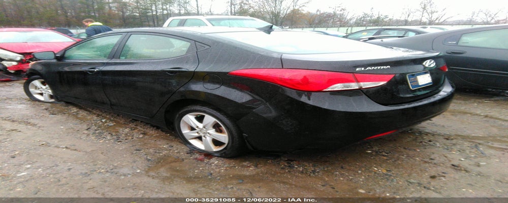 KMHDH4AE3DU541629 2013 HYUNDAI ELANTRA photo no. 3