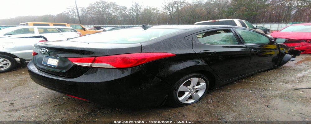 KMHDH4AE3DU541629 2013 HYUNDAI ELANTRA photo no. 4