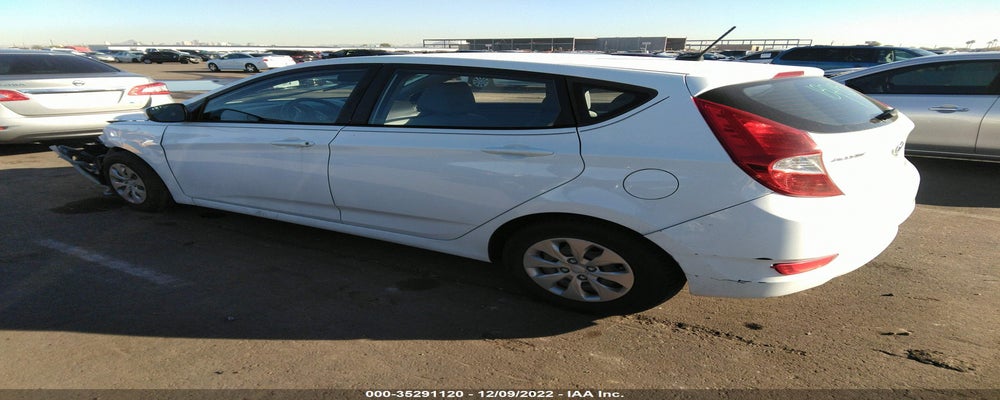 KMHCT5AE3GU260998 2016 HYUNDAI ACCENT photo no. 3