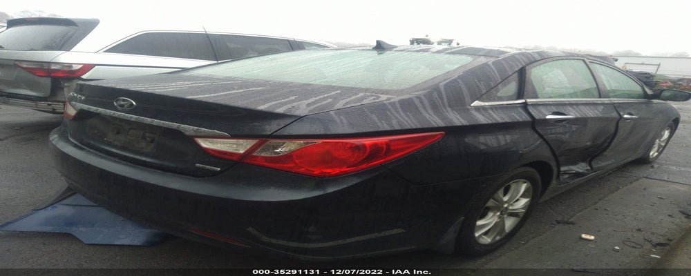 5NPEC4AC1BH120215 2011 HYUNDAI SONATA photo no. 4