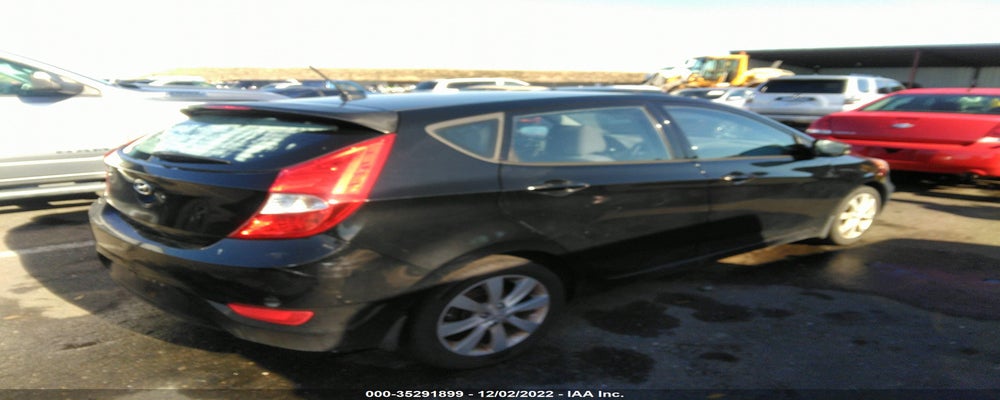KMHCU5AE7DU111227 2013 HYUNDAI ACCENT photo no. 4