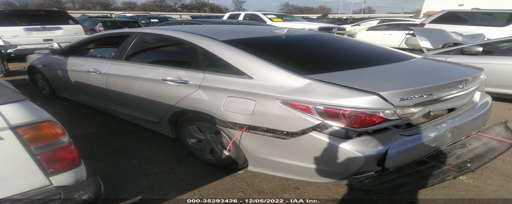 KMHEC4A41FA137517 2015 HYUNDAI SONATA HYBRID photo no. 3