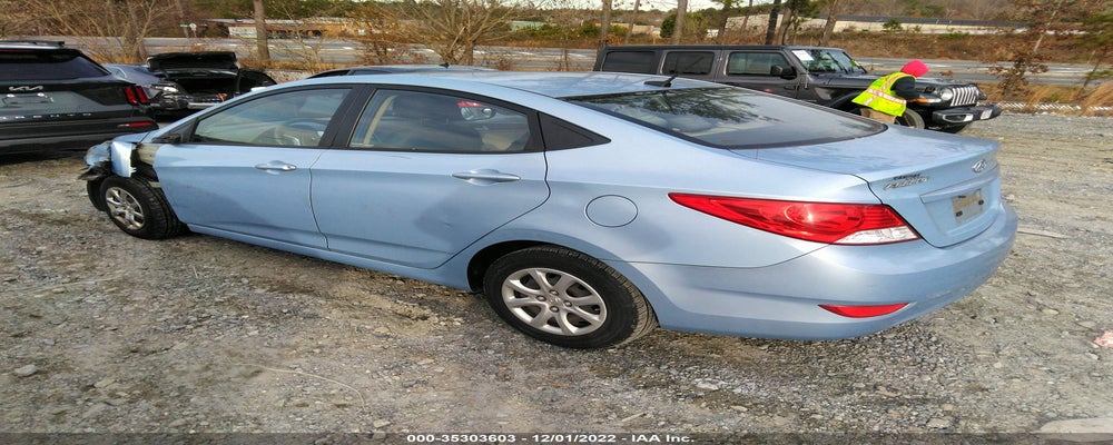 KMHCT4AE1DU519218 2013 HYUNDAI ACCENT photo no. 3