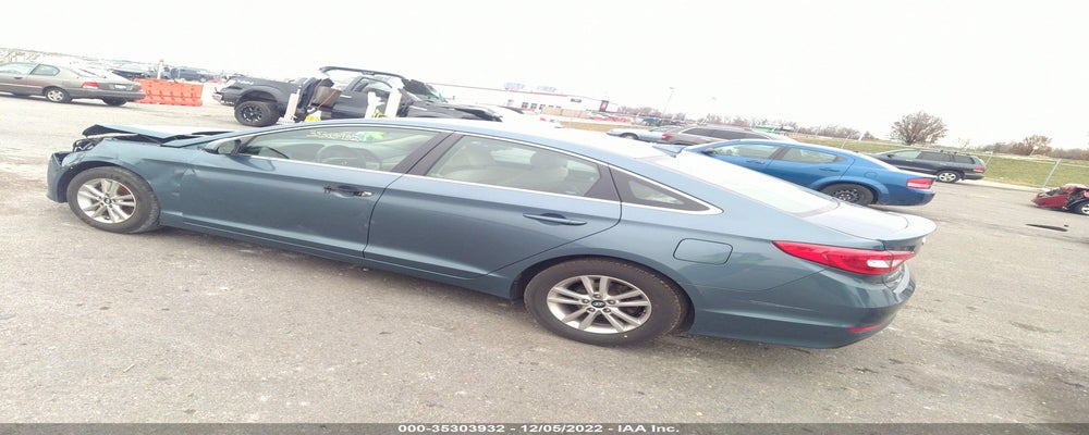 5NPE24AF6FH129477 2015 HYUNDAI SONATA photo no. 3