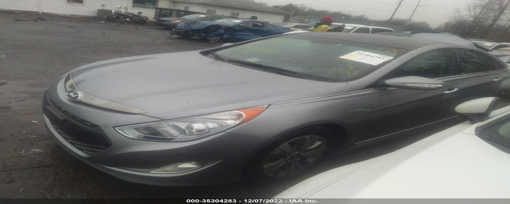 KMHEC4A44FA129847 2015 HYUNDAI SONATA HYBRID photo no. 2