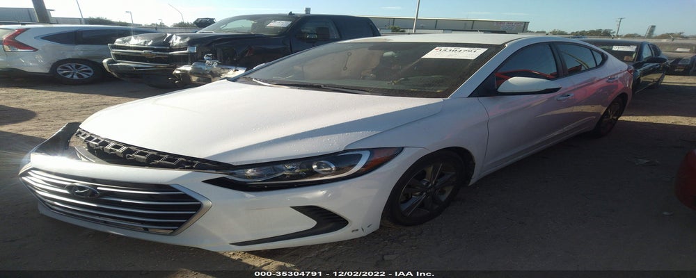 5NPD84LF5HH210612 2017 HYUNDAI ELANTRA photo no. 2