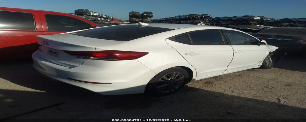 5NPD84LF5HH210612 2017 HYUNDAI ELANTRA photo no. 4