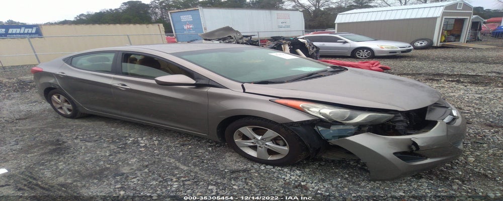 5NPDH4AEXDH269143 2013 HYUNDAI ELANTRA photo no. 8