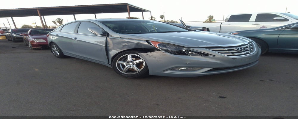 5NPEC4AC7BH271401 2011 HYUNDAI SONATA photo no. 12