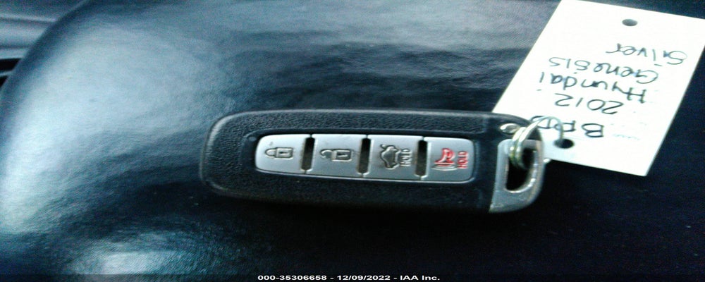 KMHGC4DD1CU158821 2012 HYUNDAI GENESIS photo no. 11