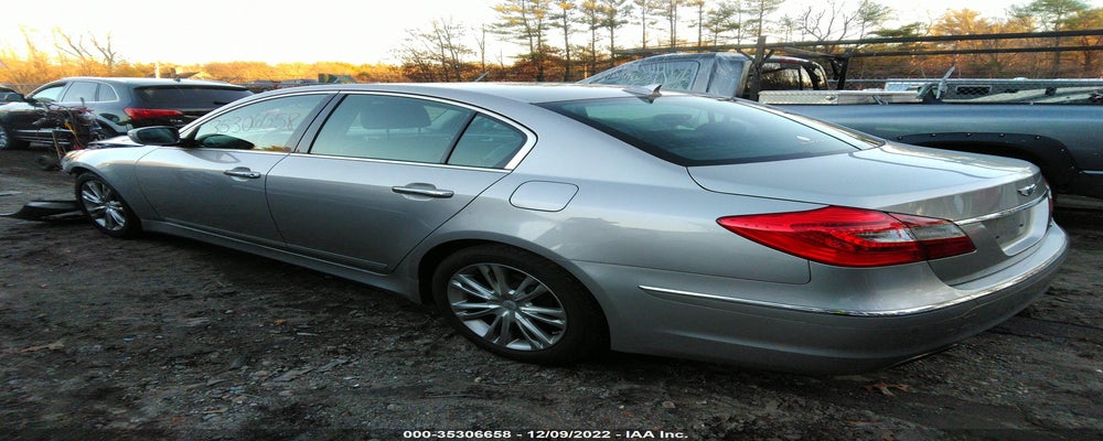 KMHGC4DD1CU158821 2012 HYUNDAI GENESIS photo no. 3