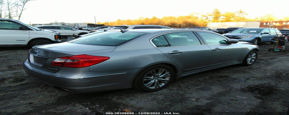 KMHGC4DD1CU158821 2012 HYUNDAI GENESIS photo no. 4