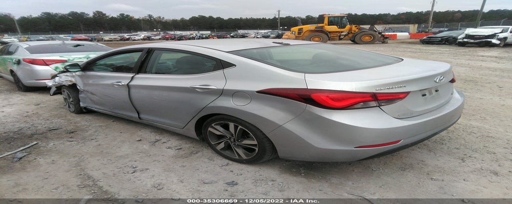 5NPDH4AEXFH612780 2015 HYUNDAI ELANTRA photo no. 3