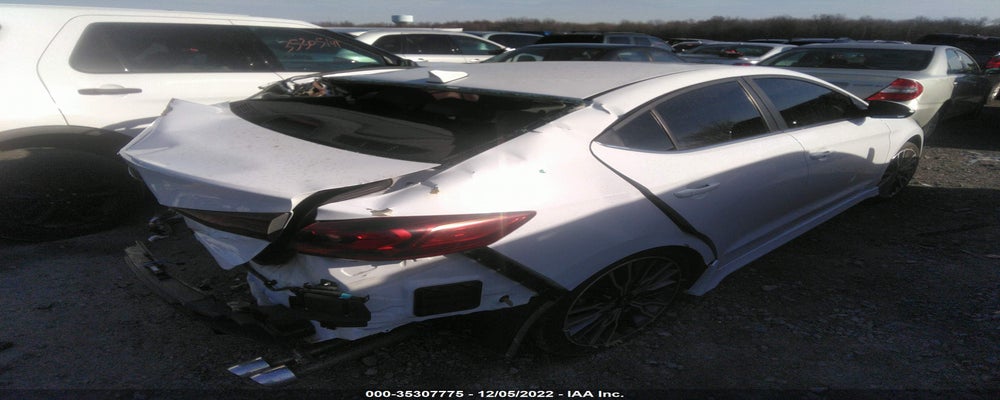 KMHD04LB0HU337595 2017 HYUNDAI ELANTRA photo no. 4