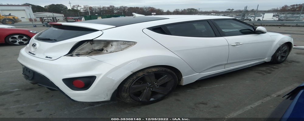 KMHTC6AE6DU175154 2013 HYUNDAI VELOSTER photo no. 4