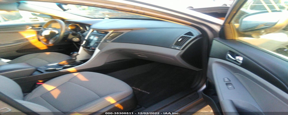 5NPEB4AC8DH592885 2013 HYUNDAI SONATA photo no. 5
