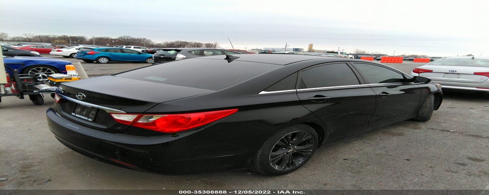 5NPEB4AC2DH509547 2013 HYUNDAI SONATA photo no. 4