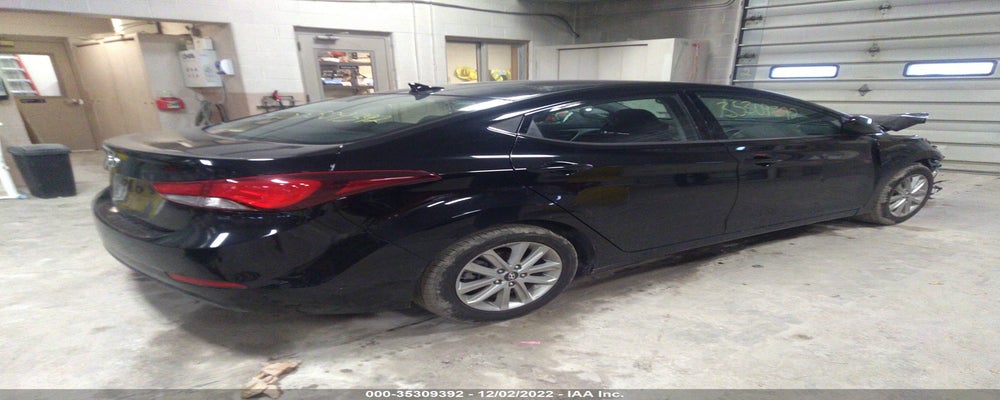 KMHDH4AE6FU320688 2015 HYUNDAI ELANTRA photo no. 4