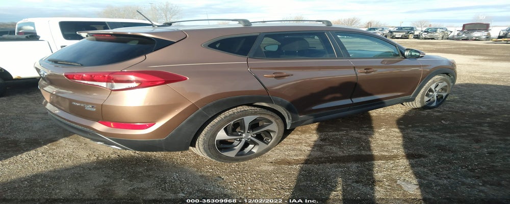 KM8J3CA2XGU202498 2016 HYUNDAI TUCSON photo no. 4