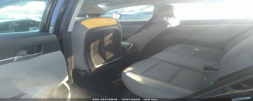 KMHD74LFXHU115158 2017 HYUNDAI ELANTRA photo no. 8