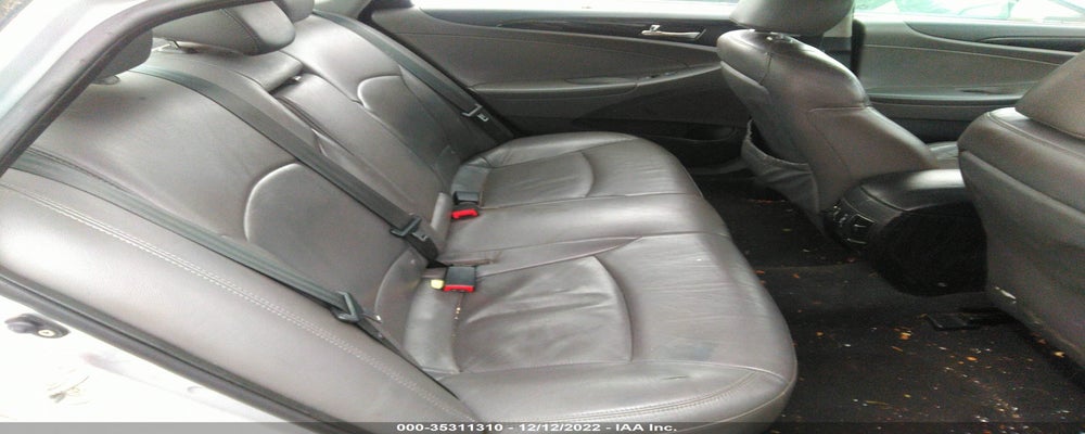 5NPEC4AC7BH102379 2011 HYUNDAI SONATA photo no. 8