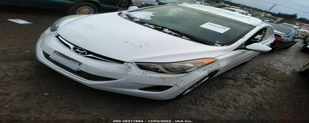 5NPDH4AE0DH345856 2013 HYUNDAI ELANTRA photo no. 2