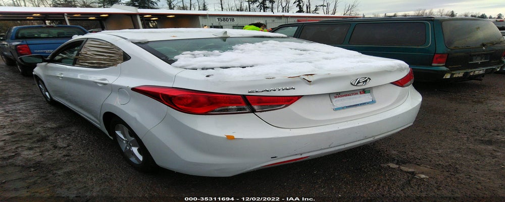 5NPDH4AE0DH345856 2013 HYUNDAI ELANTRA photo no. 3