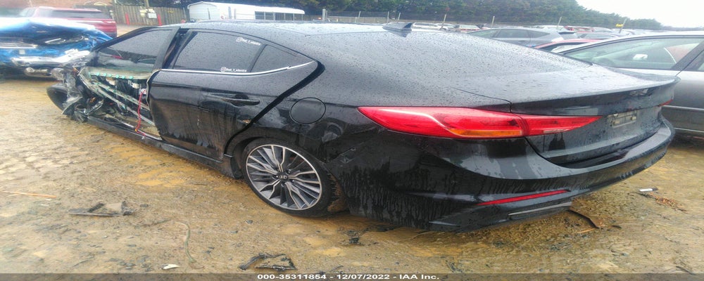 KMHD04LB7JU528050 2018 HYUNDAI ELANTRA photo no. 3