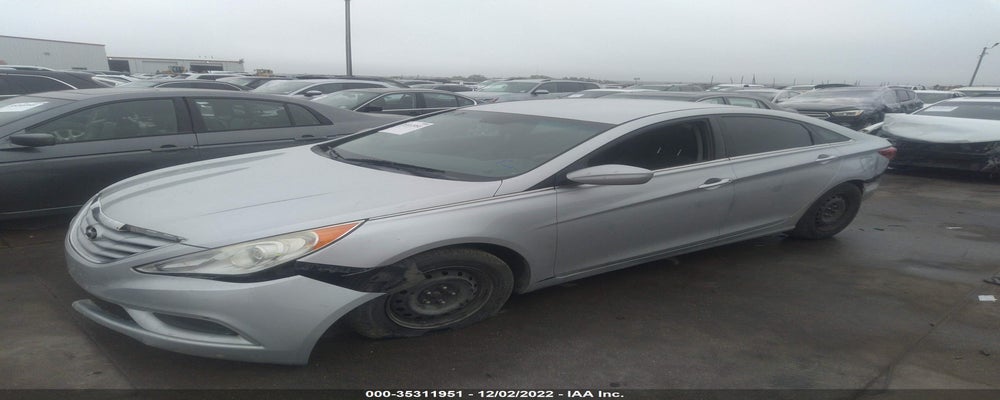 5NPEB4AC8DH533058 2013 HYUNDAI SONATA photo no. 2