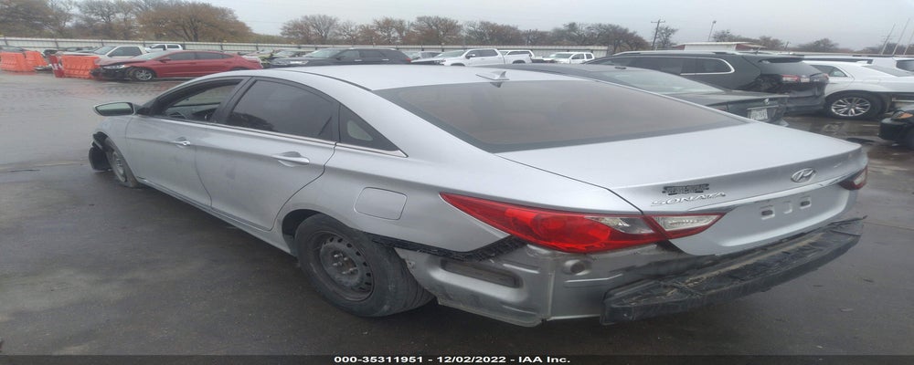 5NPEB4AC8DH533058 2013 HYUNDAI SONATA photo no. 3