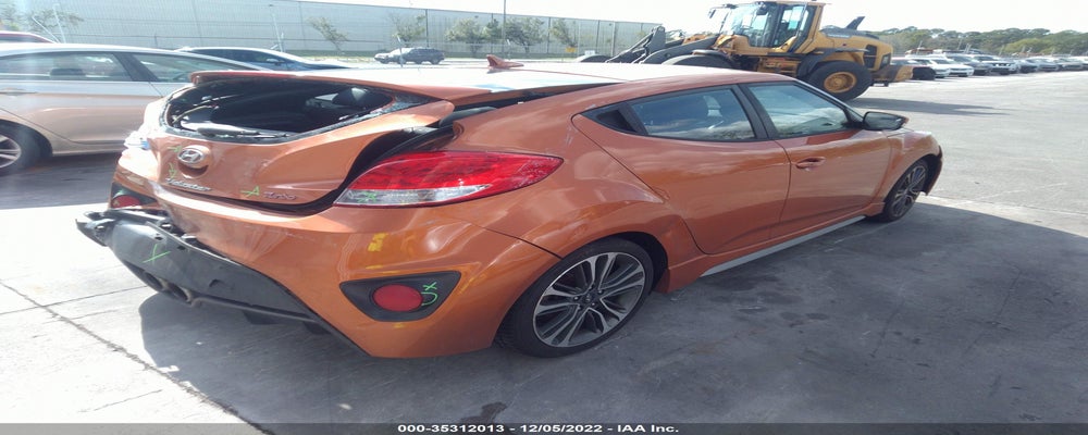 KMHTC6AE0GU303909 2016 HYUNDAI VELOSTER photo no. 4