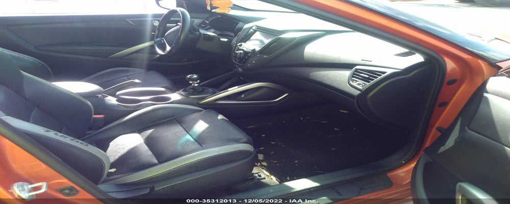 KMHTC6AE0GU303909 2016 HYUNDAI VELOSTER photo no. 5