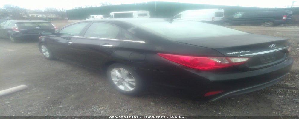 5NPEC4AC4BH095889 2011 HYUNDAI SONATA photo no. 3